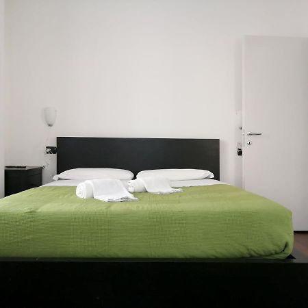 Al Molo 2 Apartment โกโม ภายนอก รูปภาพ